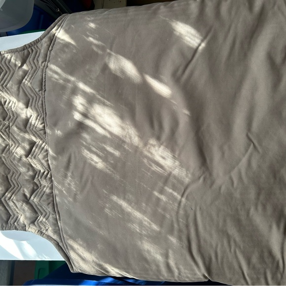 Tentree Men's Tan Vest - Picture 8 of 13